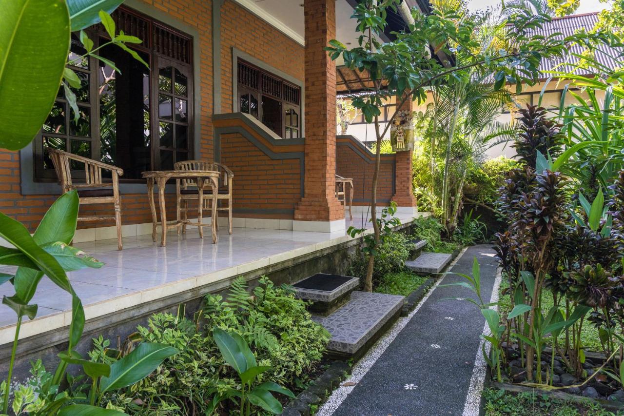 Adi Santia Bungalows อูบุด ภายนอก รูปภาพ