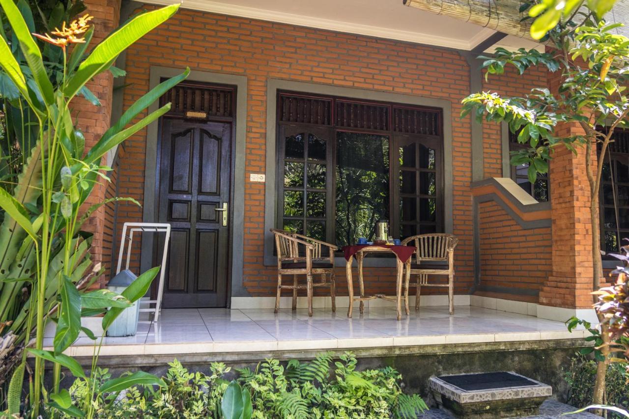 Adi Santia Bungalows อูบุด ภายนอก รูปภาพ